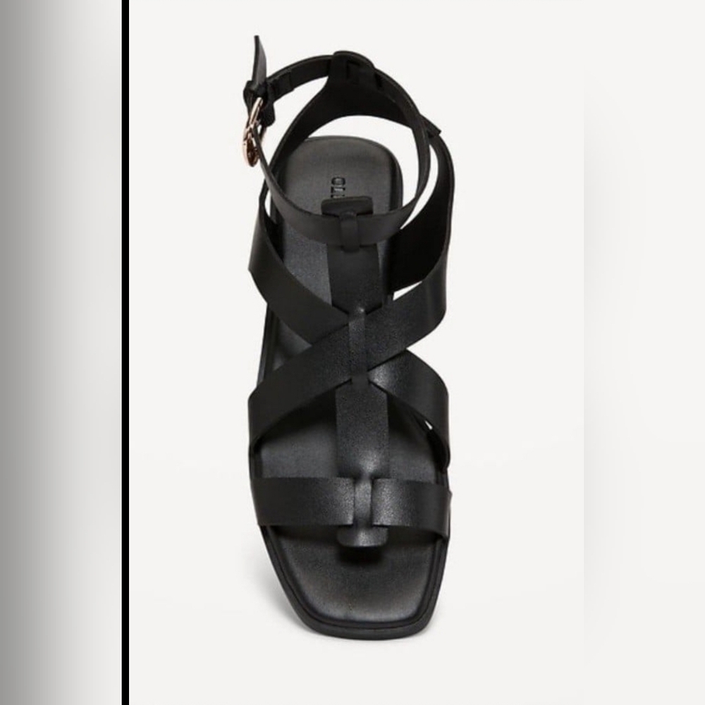 Old Navy Black Gladiator Sandals Size 9 NWT - Picture 2 of 6